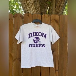Vintage Dixon Dukes single stitch tee size Large.